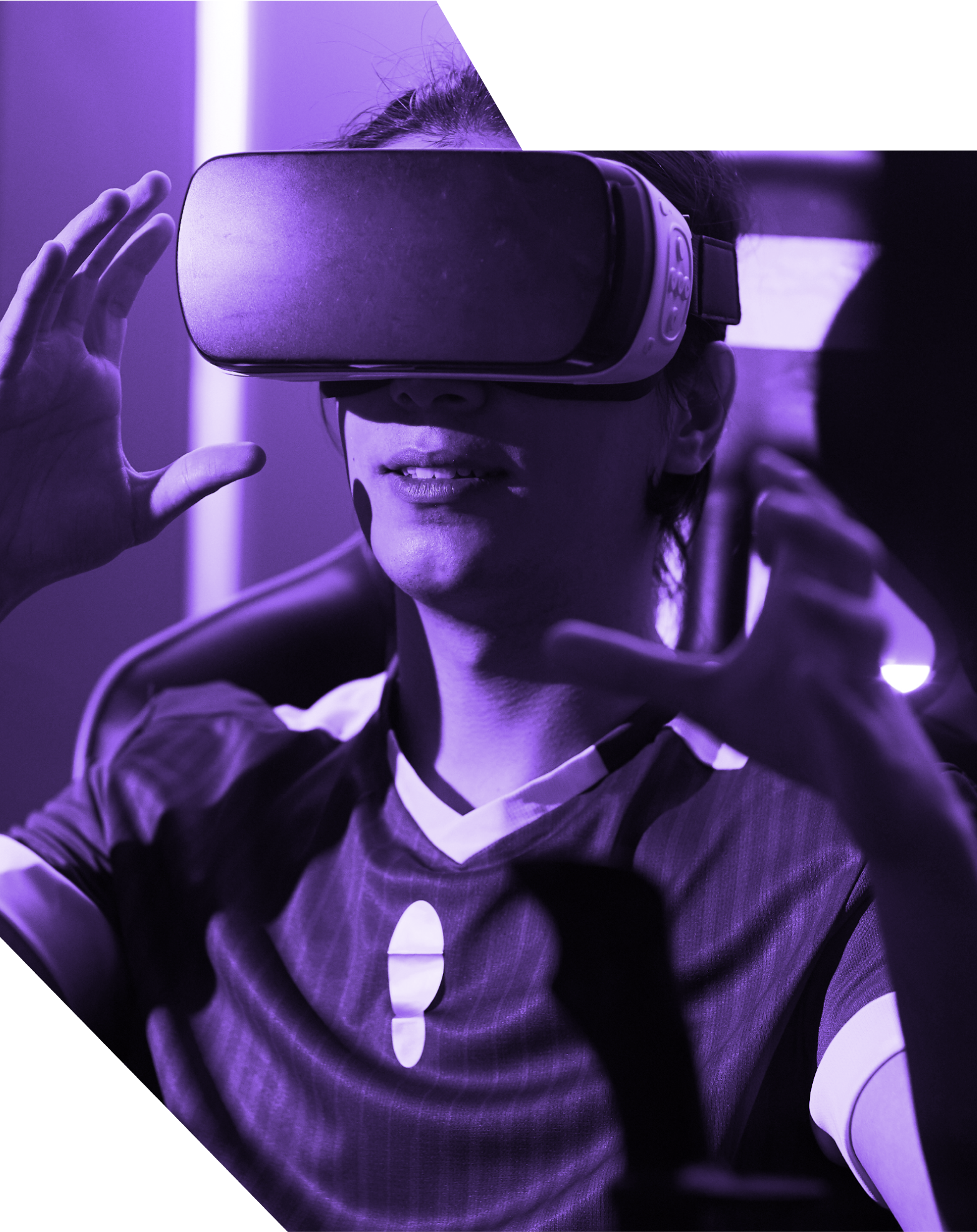pessoa usando oculos vr